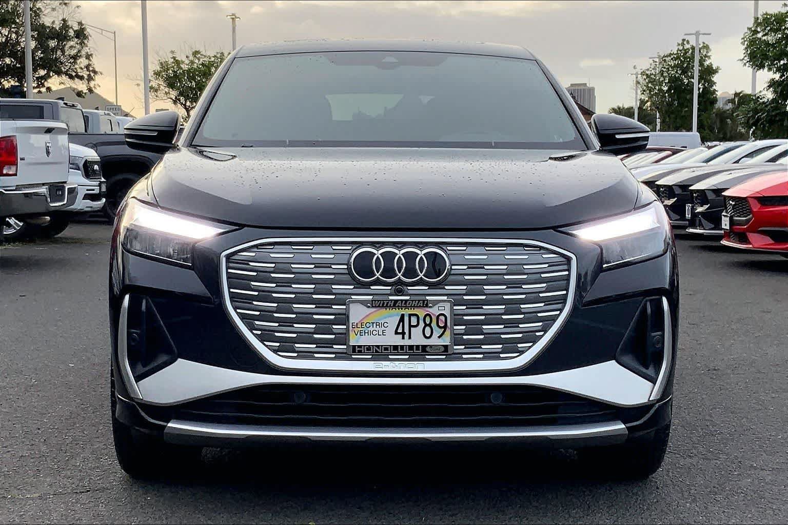 Used 2024 Audi Q4 e-tron Premium AWD/4WD image 6