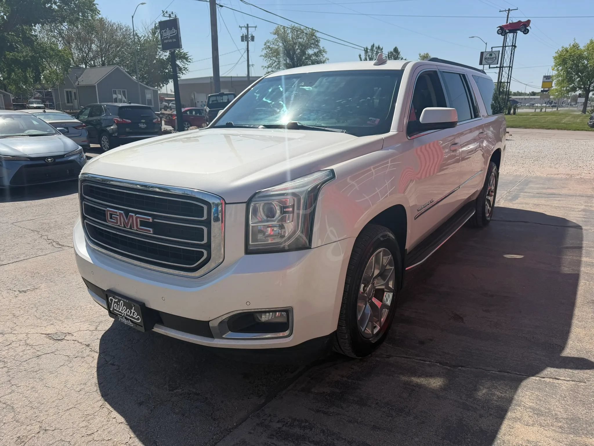 Used 2015 GMC Yukon XL SLT w/ Open Road Package AWD/4WD image 4