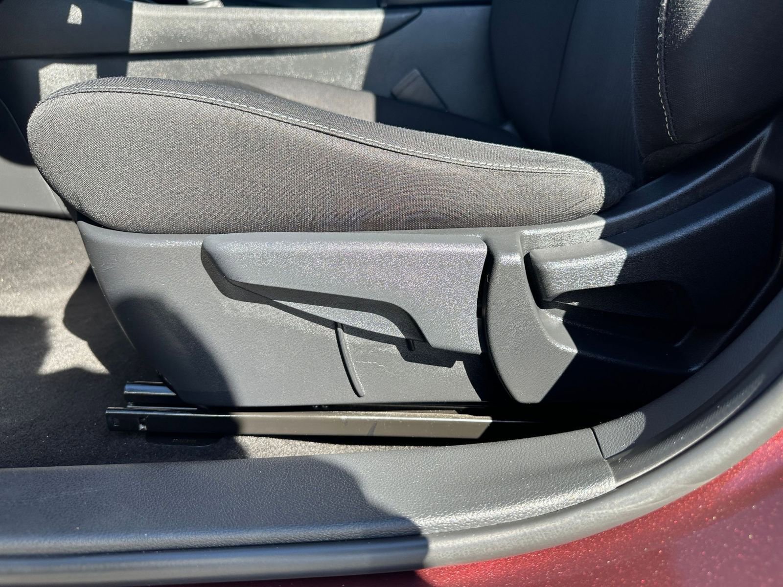 Used 2025 Nissan Sentra SV image 22