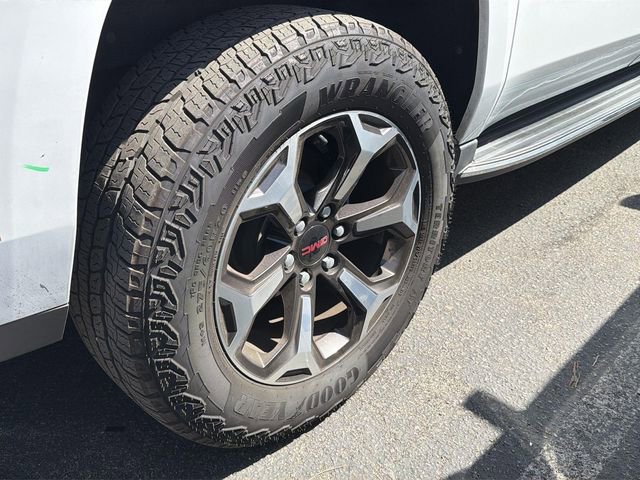 Used 2019 GMC Yukon XL SLT RWD image 5