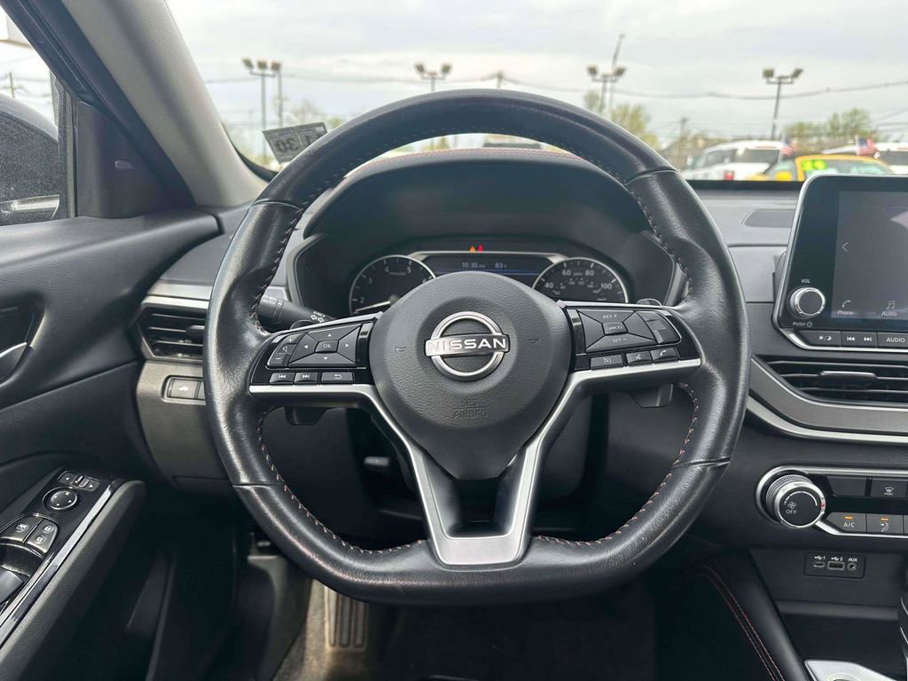 Used 2024 Nissan Altima 2.5 SR image 13
