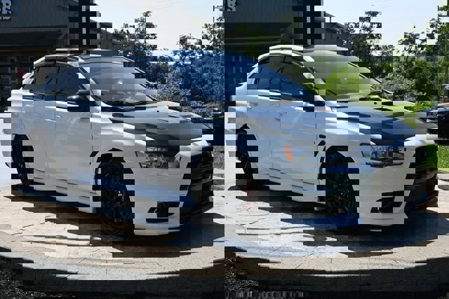 Used 2015 Mitsubishi Lancer Evolution Final Edition image 3