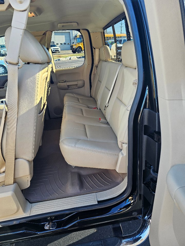 Used 2012 Chevrolet Silverado 1500 LTZ w/ LTZ Plus Package image 27