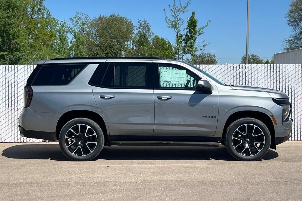 New 2026 Chevrolet Tahoe RST w/ Advanced Technology Package AWD/4WD image 3
