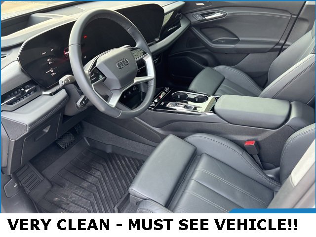 Used 2025 Audi Q6 e-tron Premium Plus image 11