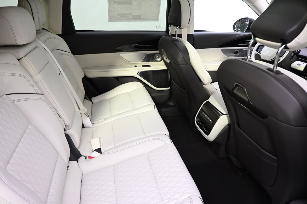 New 2026 Lincoln Nautilus Black Label image 18