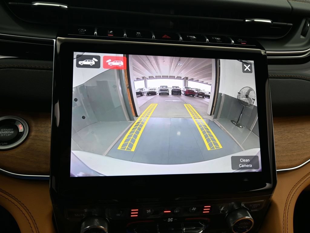 New 2025 Jeep Grand Cherokee Summit AWD/4WD image 22