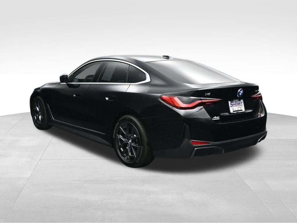 Used 2025 BMW i4 eDrive40 w/ Premium Package RWD image 3