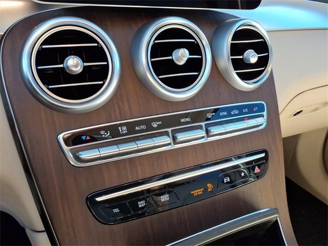 Used 2022 Mercedes-Benz GLC 300 GLC 300 image 22