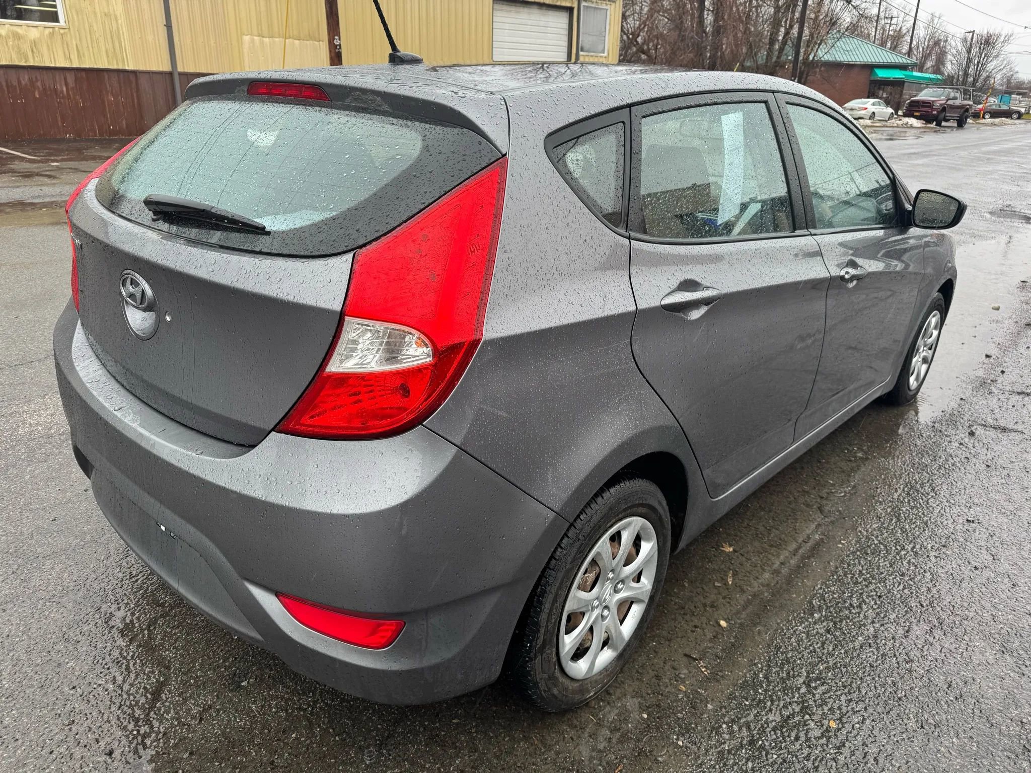 Used 2014 Hyundai Accent GS image 5