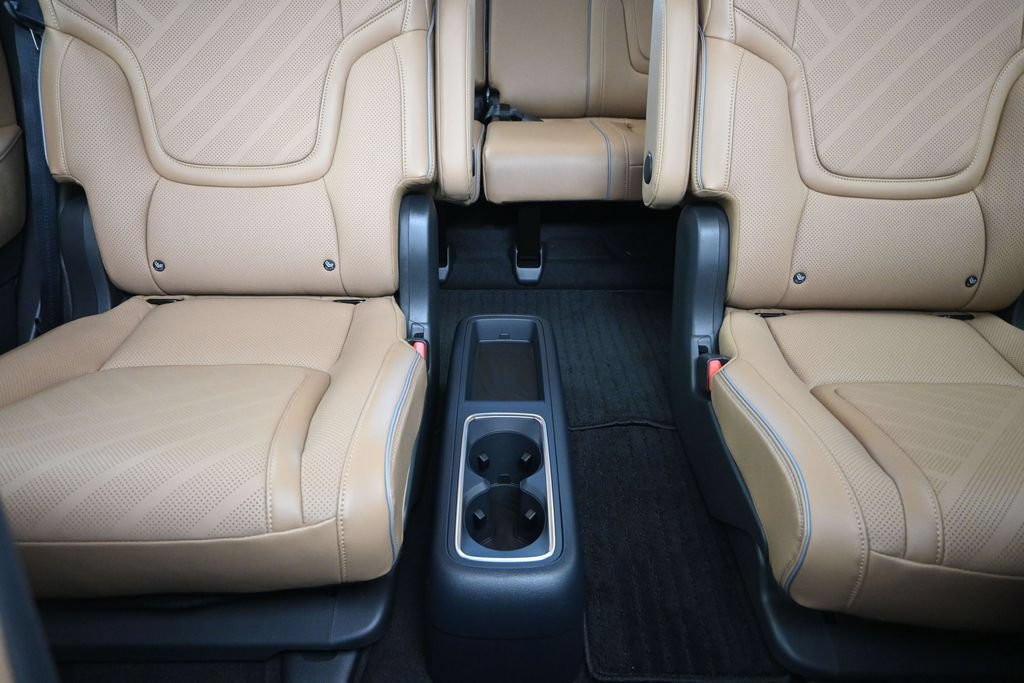 New 2026 INFINITI QX80 Luxe w/ Cargo Package RWD image 29