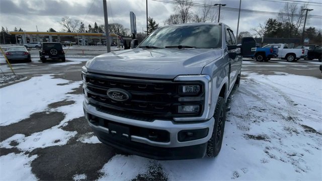 Used 2024 Ford F250 Lariat w/ Black Appearance Package image 5