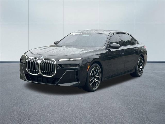 Certified 2023 BMW 760i xDrive AWD/4WD image 10