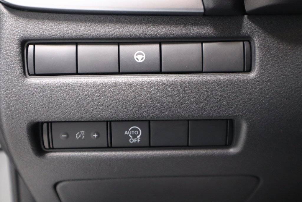 Certified 2023 Nissan Rogue SV image 30