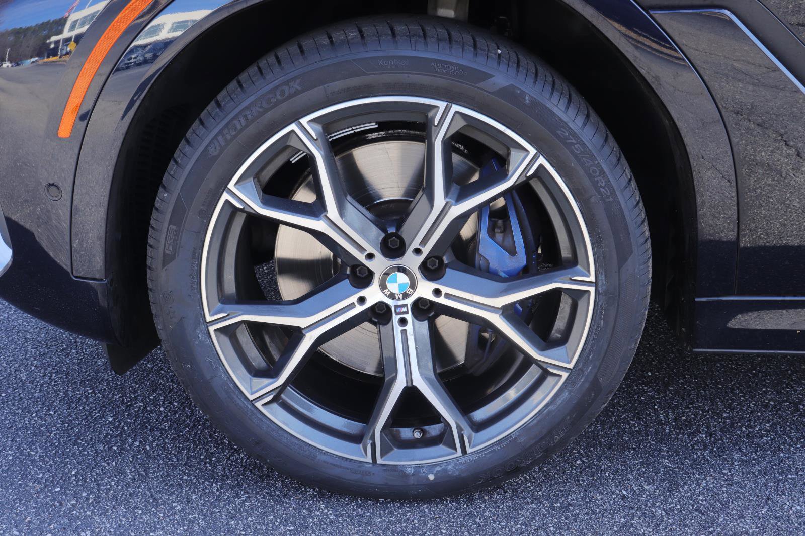 Used 2023 BMW X6 M50i w/ Executive Package image 42