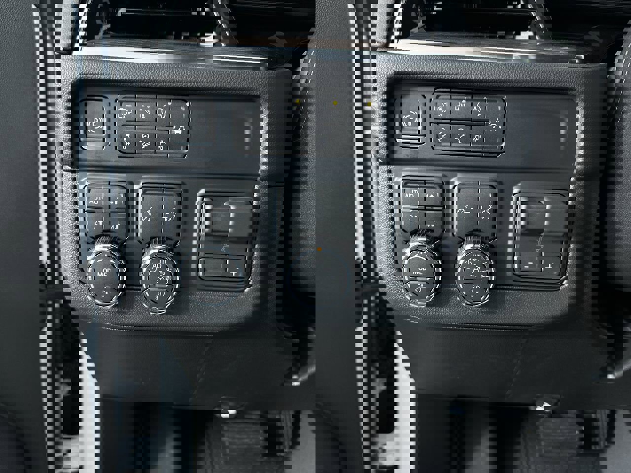 New 2026 Chevrolet Tahoe Z71 w/ Z71 Off-Road Package image 43