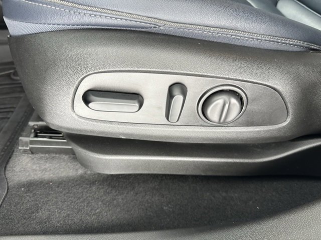 Used 2022 Chevrolet Bolt EUV Premier w/ Super Cruise Package image 24