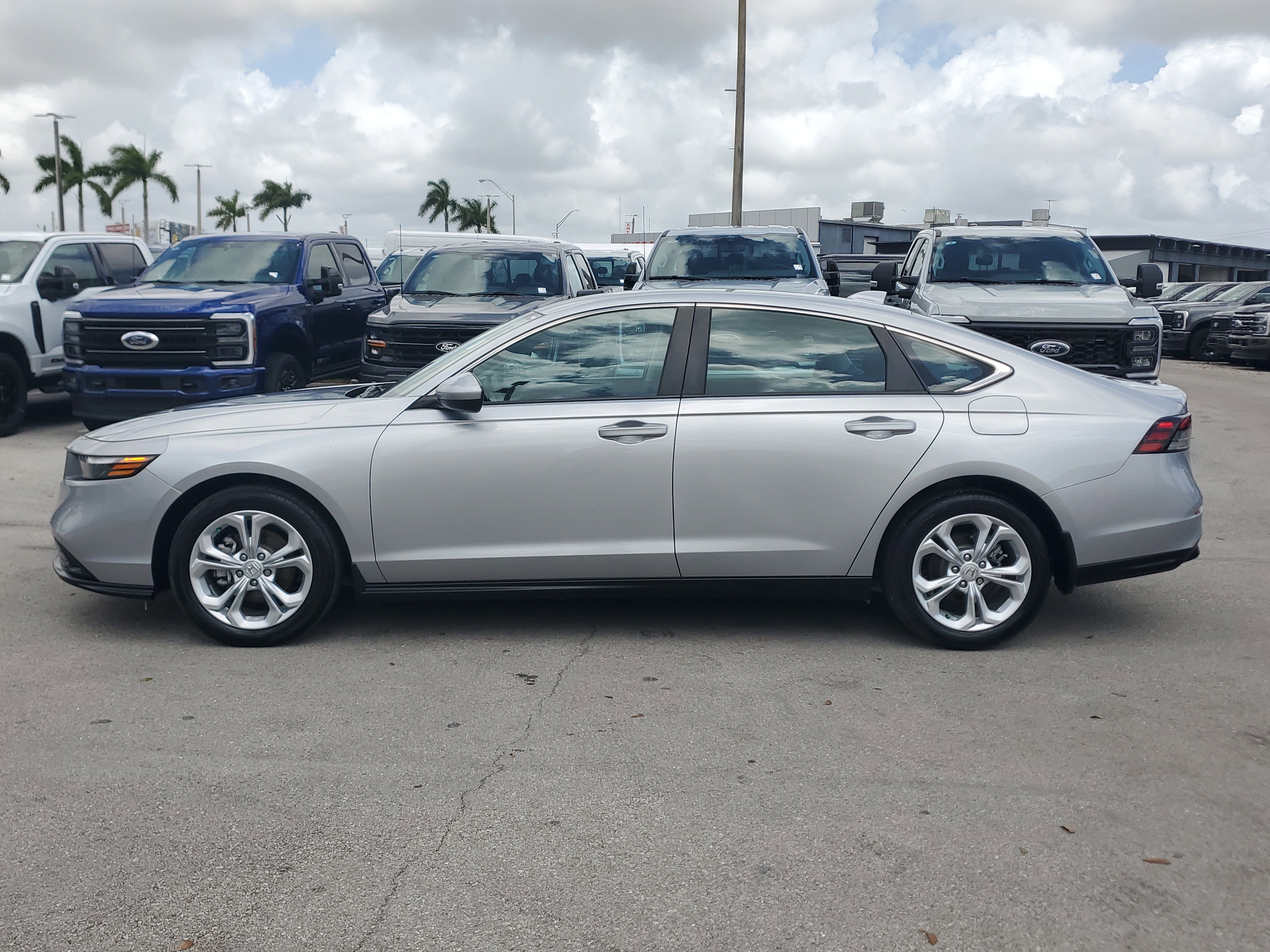 Used 2024 Honda Accord LX image 8