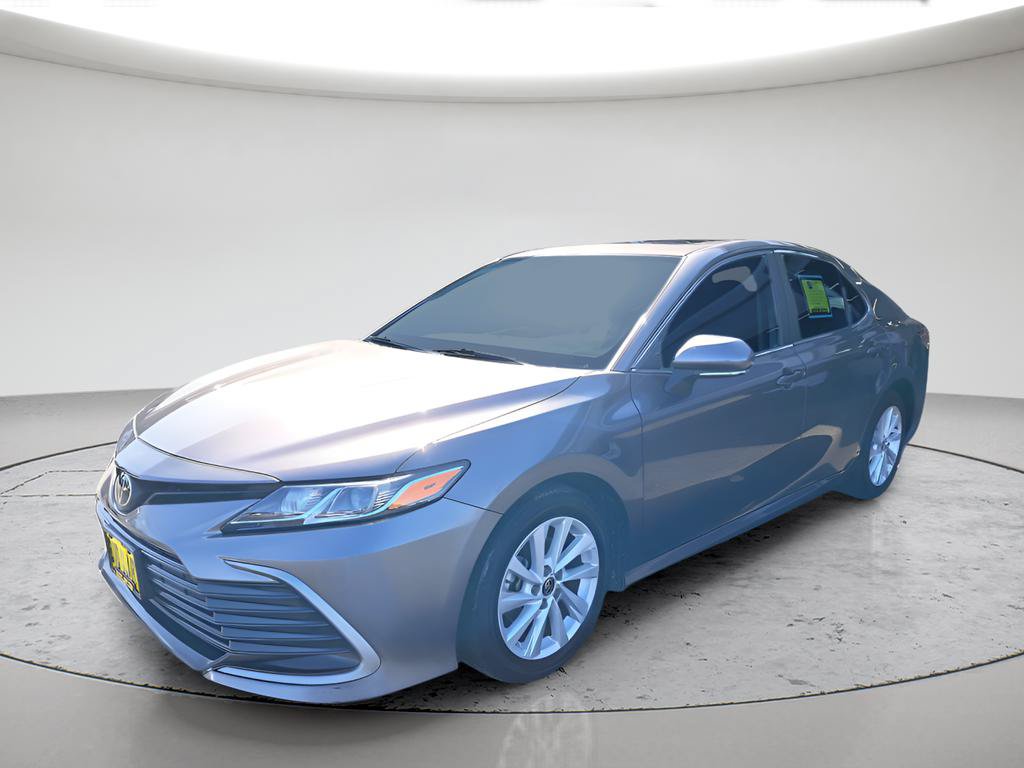 Used 2022 Toyota Camry LE w/ Convenience Package FWD image 1