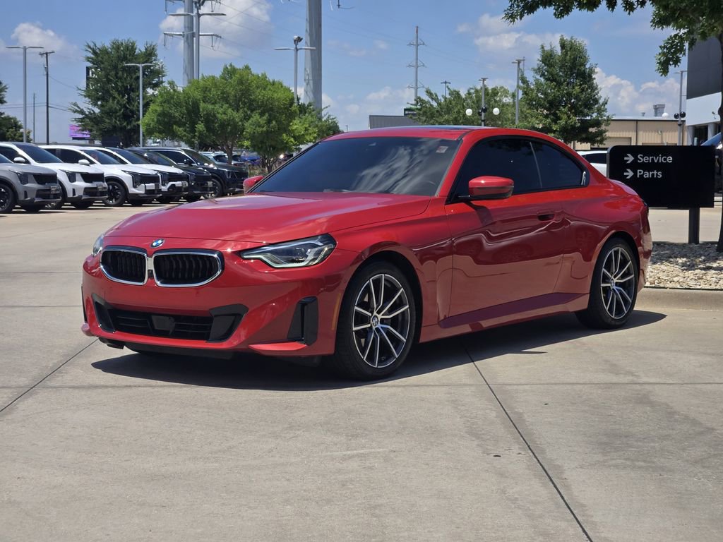Used 2024 BMW 230i Coupe w/ Premium Package RWD image 2
