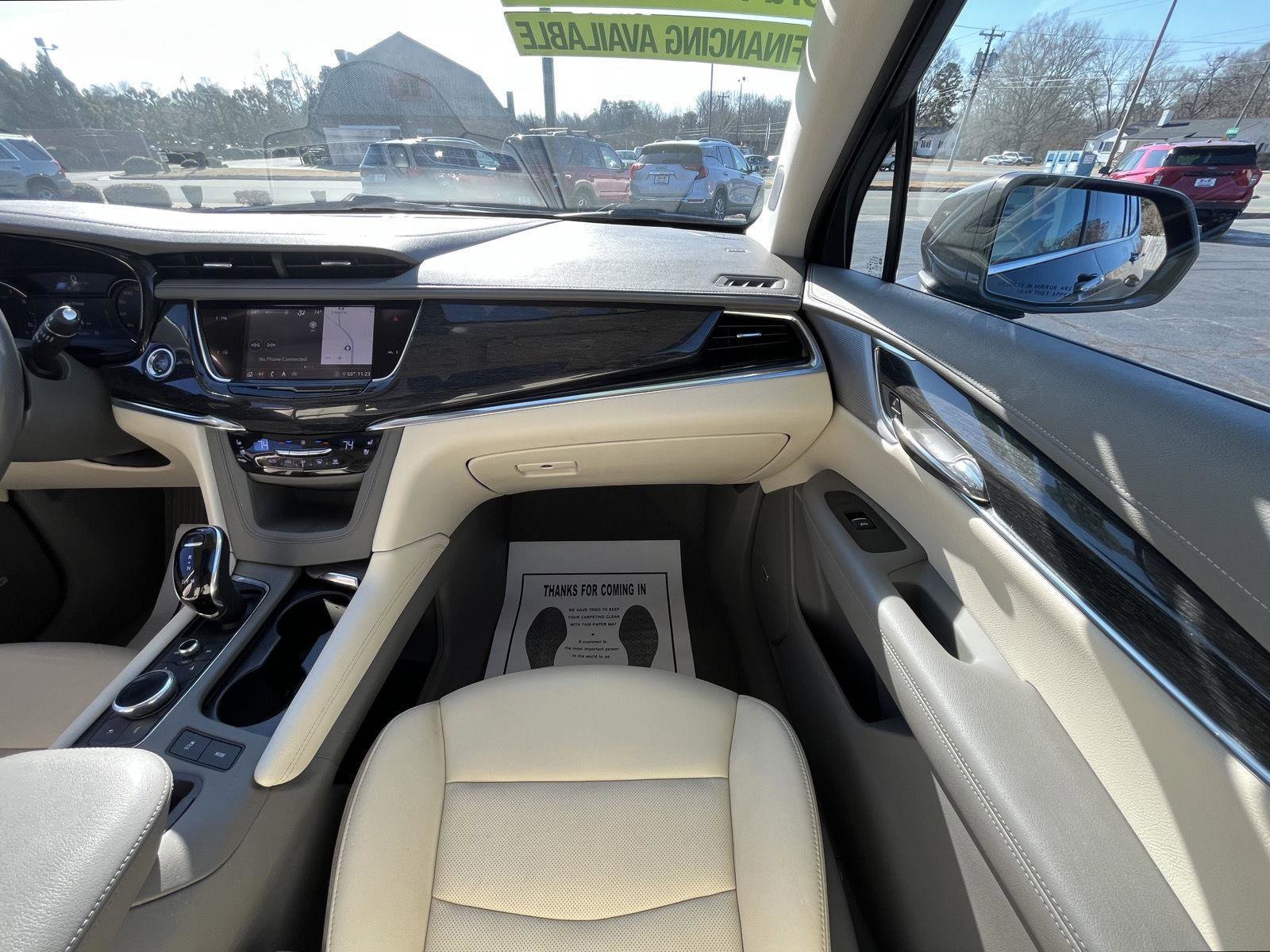 Used 2020 Cadillac XT6 Premium Luxury image 13