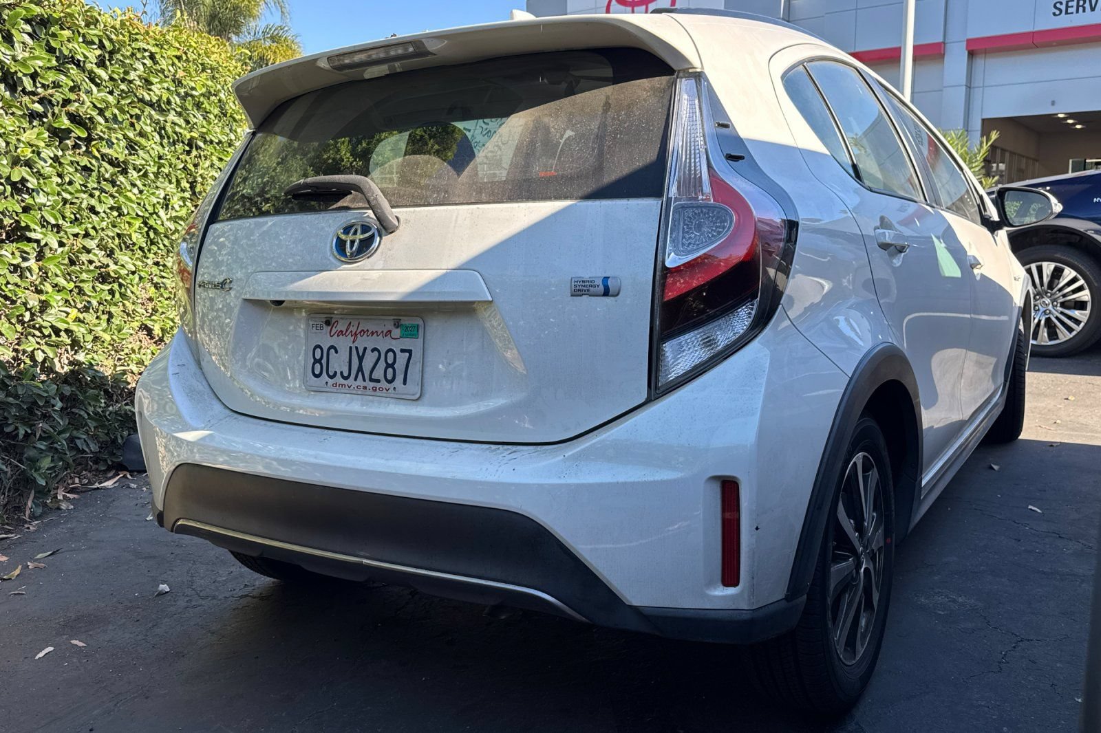 Used 2018 Toyota Prius C Two w/ Carpet Mat Package FWD image 5