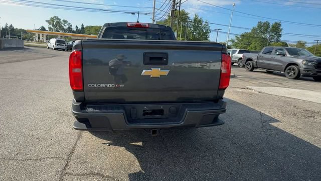 Used 2017 Chevrolet Colorado Z71 AWD/4WD image 7