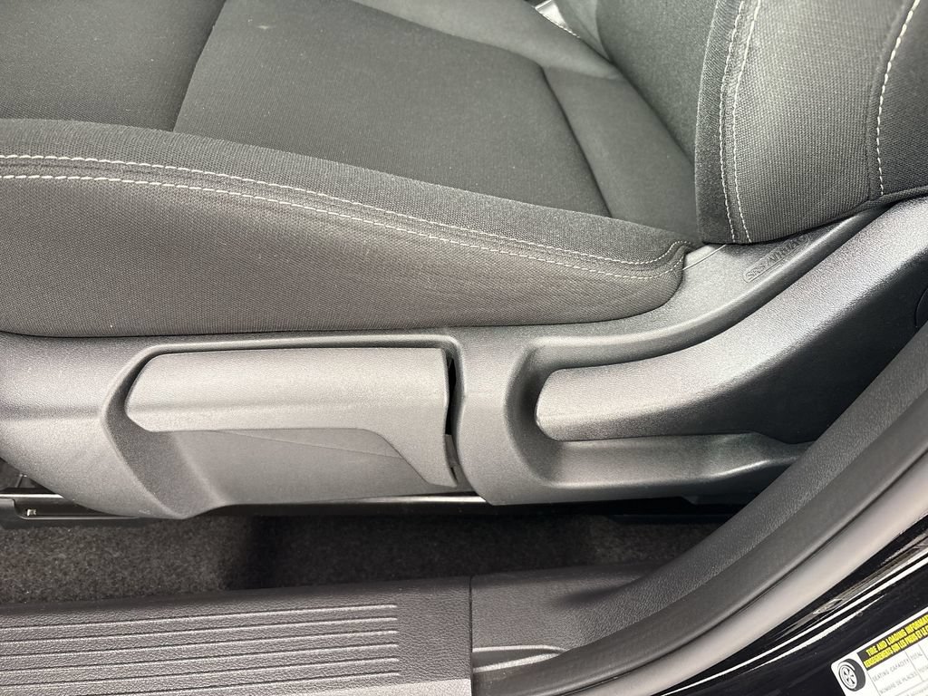 Used 2023 Nissan Rogue S FWD image 14