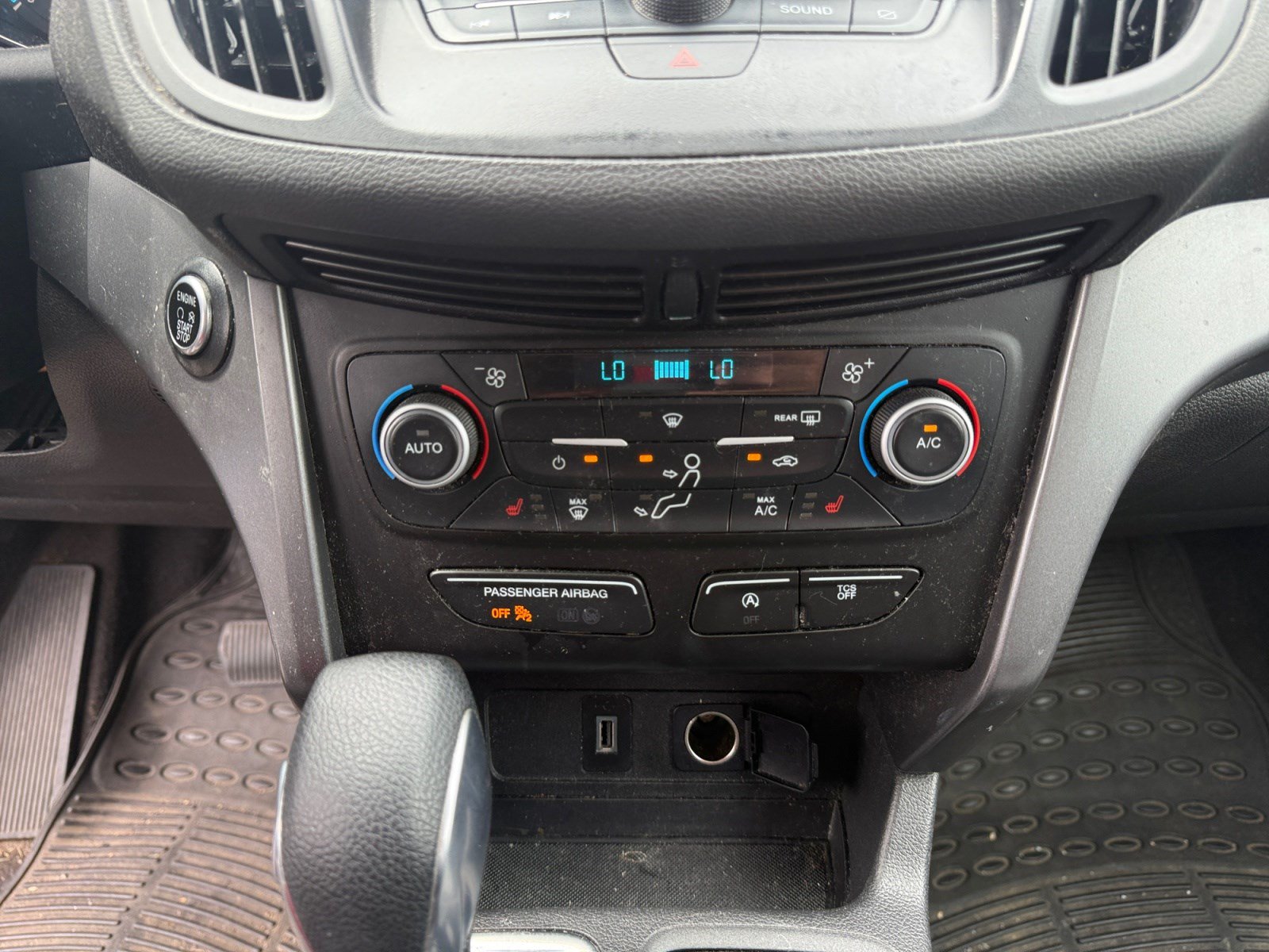 Used 2019 Ford Escape SE AWD/4WD image 12