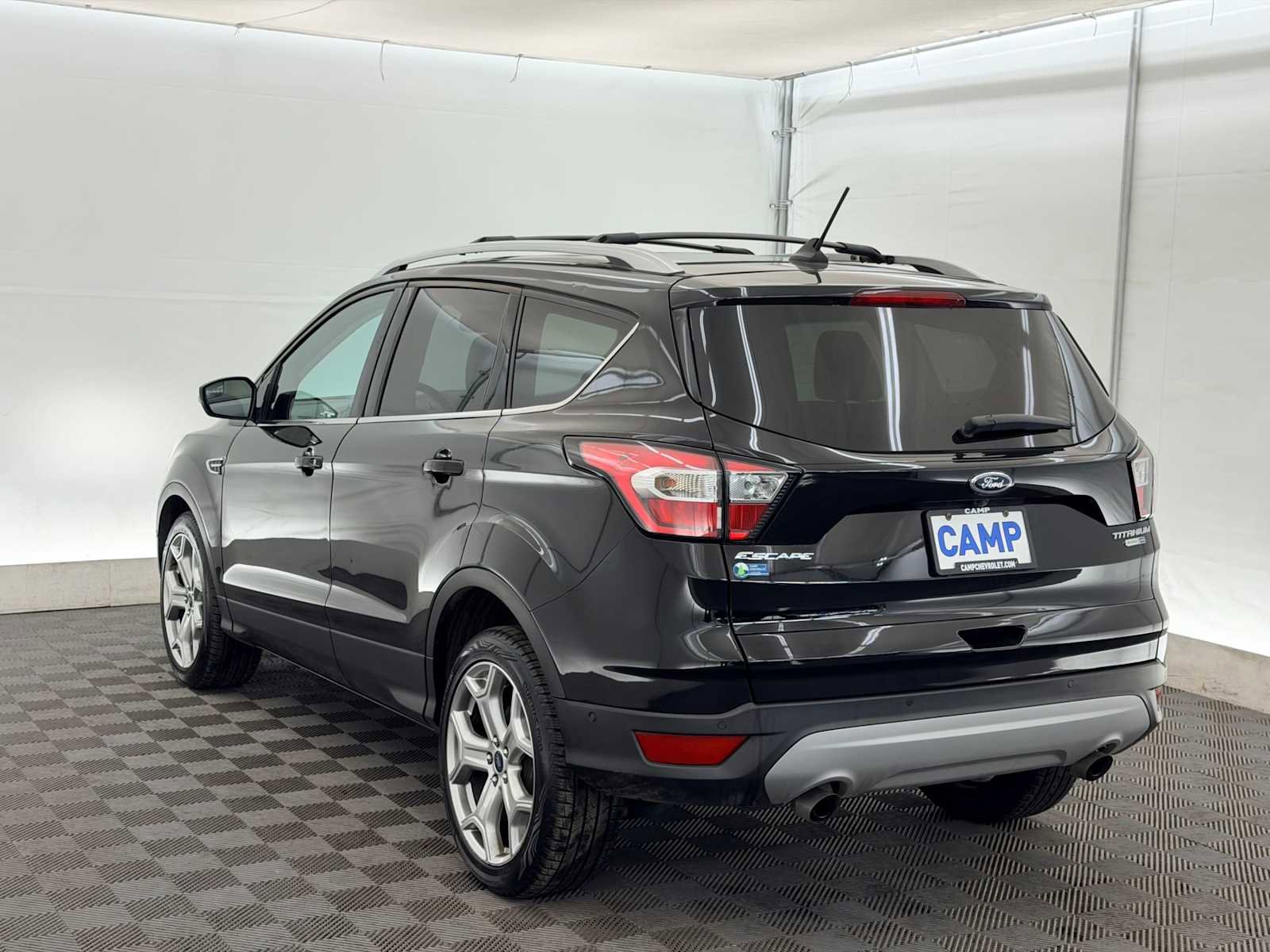 Used 2018 Ford Escape Titanium image 4
