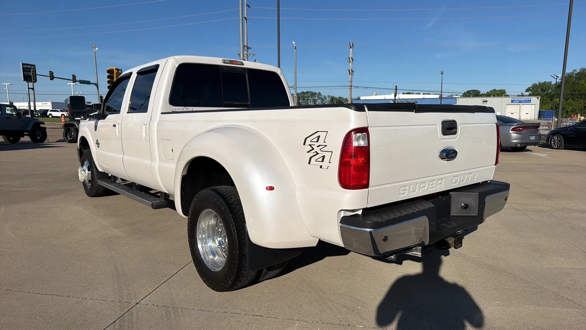 Used 2016 Ford F350 Lariat w/ Lariat Ultimate Package AWD/4WD image 18