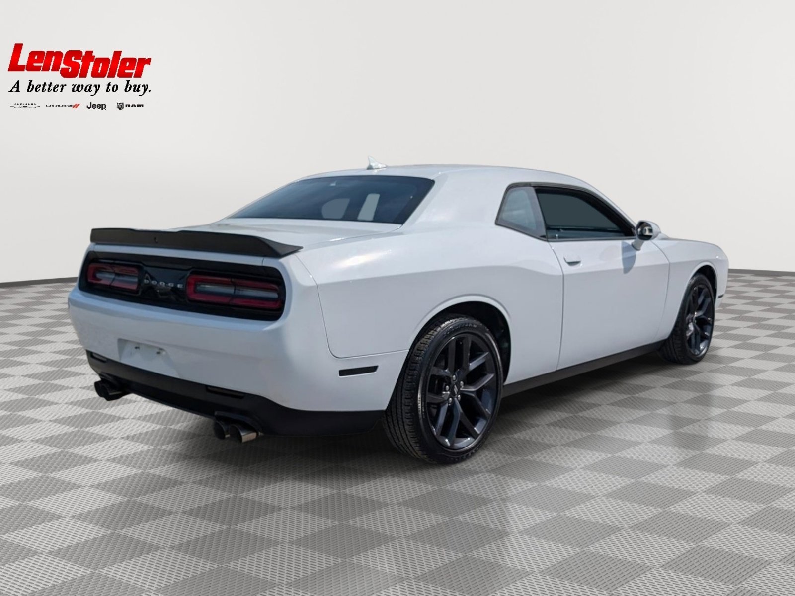 Used 2019 Dodge Challenger SXT w/ Blacktop Package image 5
