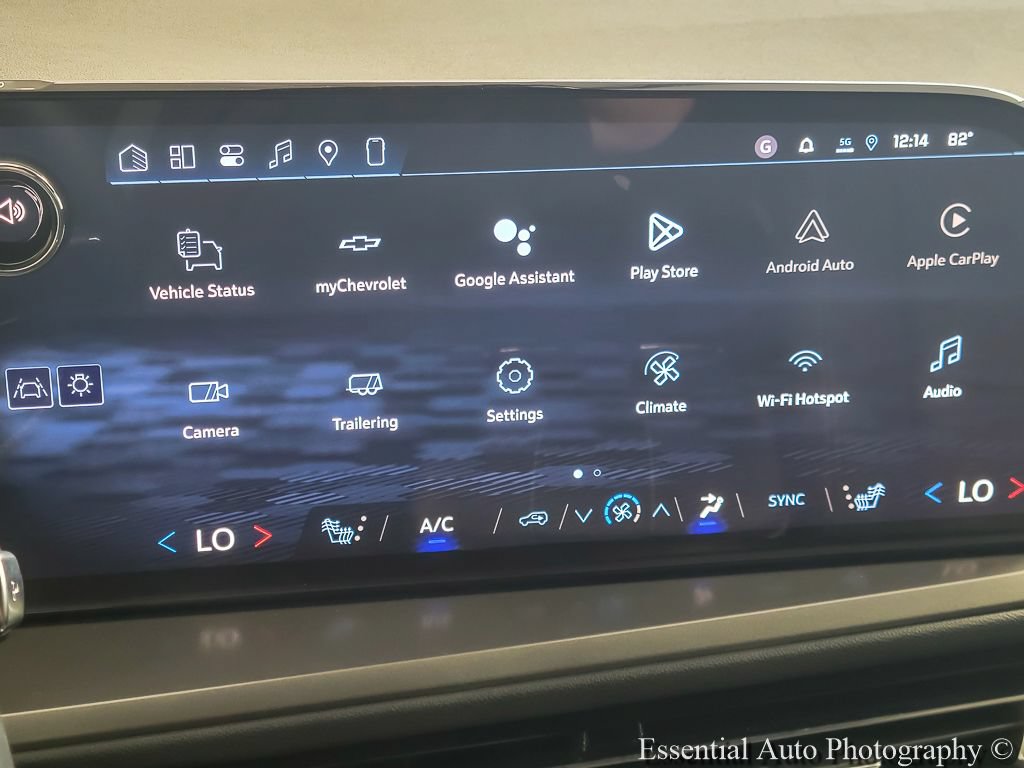 New 2026 Chevrolet Traverse LT w/ Driver Confidence Package AWD/4WD image 13