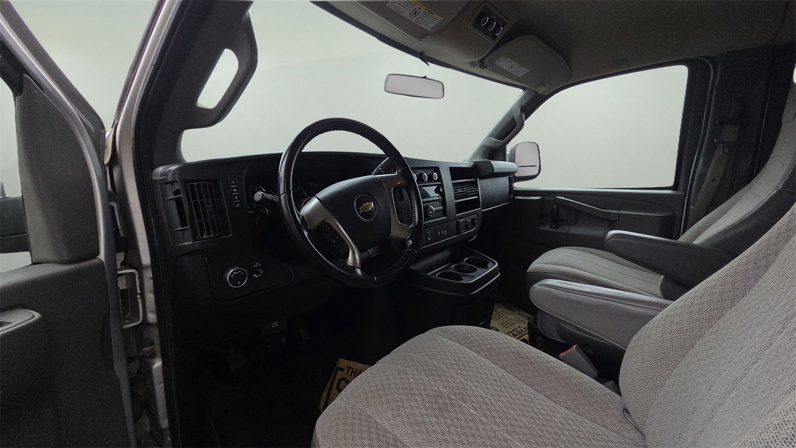 Used 2017 Chevrolet Express 3500 LT w/ LT Preferred Equipment Group image 26