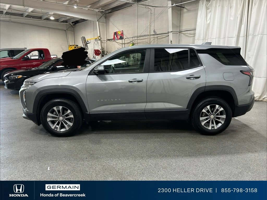 Used 2025 Chevrolet Equinox LT AWD/4WD image 5