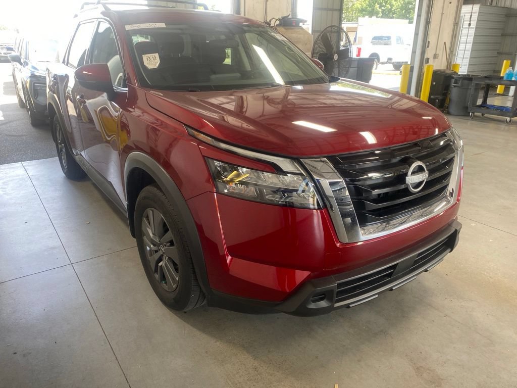 Used 2024 Nissan Pathfinder SV w/ Cargo Package
