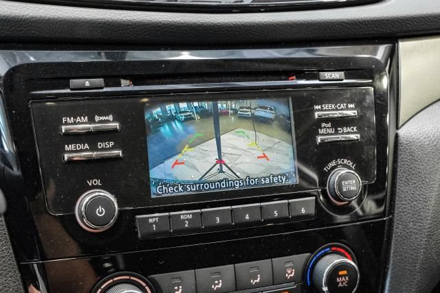 Used 2018 Nissan Rogue Sport S w/ S Appearance Package FWD image 26