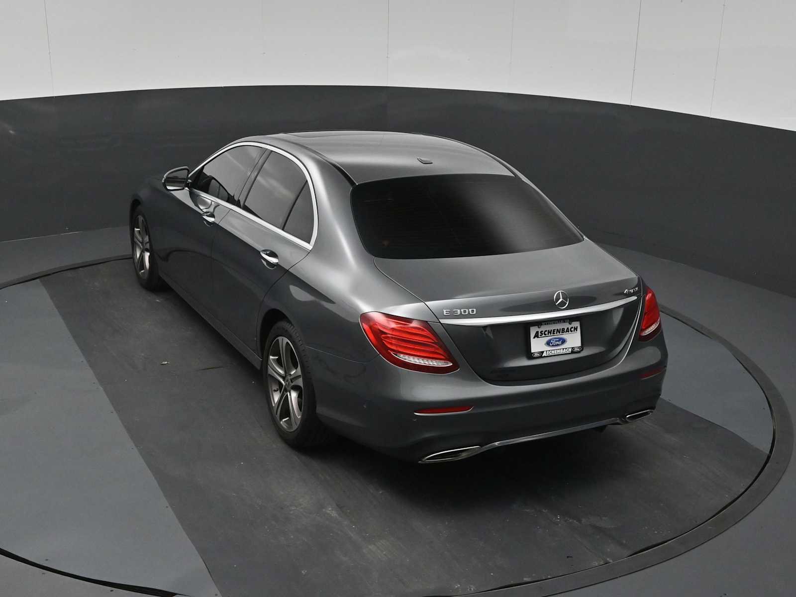 Used 2019 Mercedes-Benz E 300 4MATIC image 48