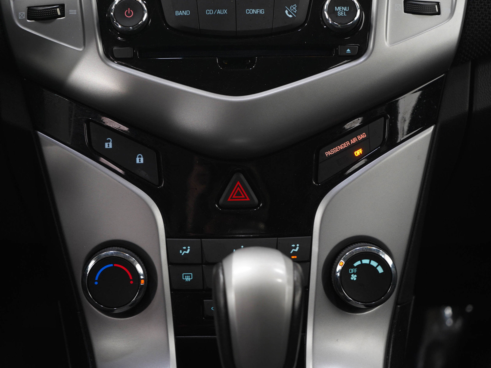 Used 2012 Chevrolet Cruze LT FWD image 17