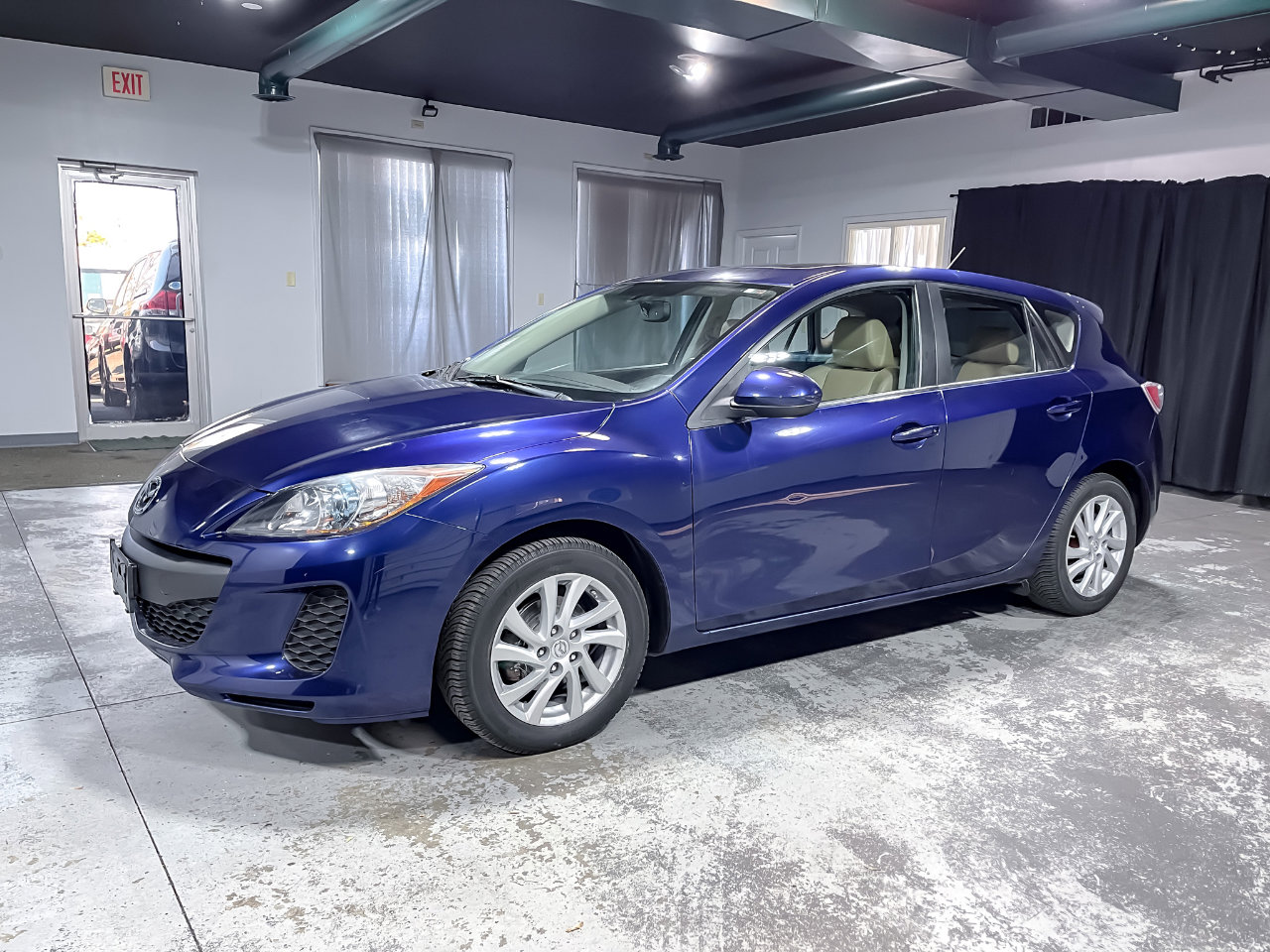 Used 2012 MAZDA MAZDA3 i Grand Touring image 4