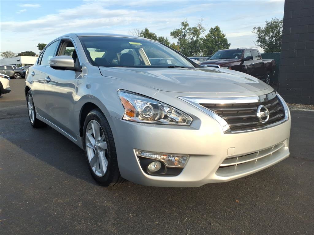 Used 2013 Nissan Altima 2.5 SV w/ 2.5SV Convenience Pkg