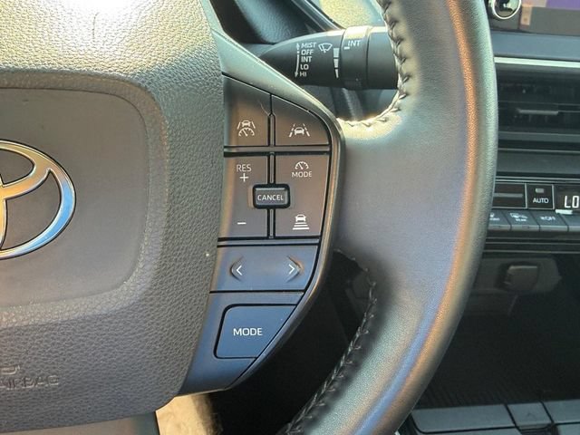 Used 2023 Toyota Prius LE FWD image 22