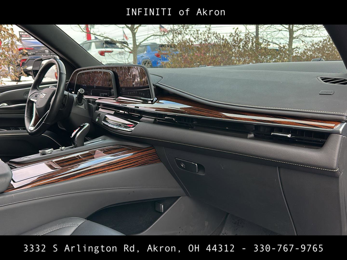 Used 2022 Cadillac Escalade Luxury image 23