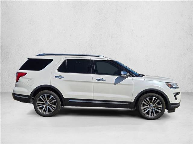Used 2019 Ford Explorer Platinum image 4