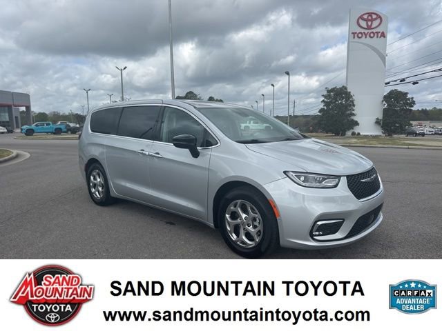 Used 2024 Chrysler Pacifica Limited