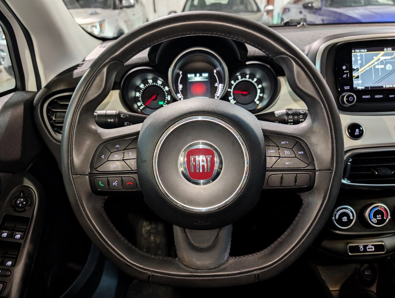 Used 2016 FIAT 500X Easy image 34