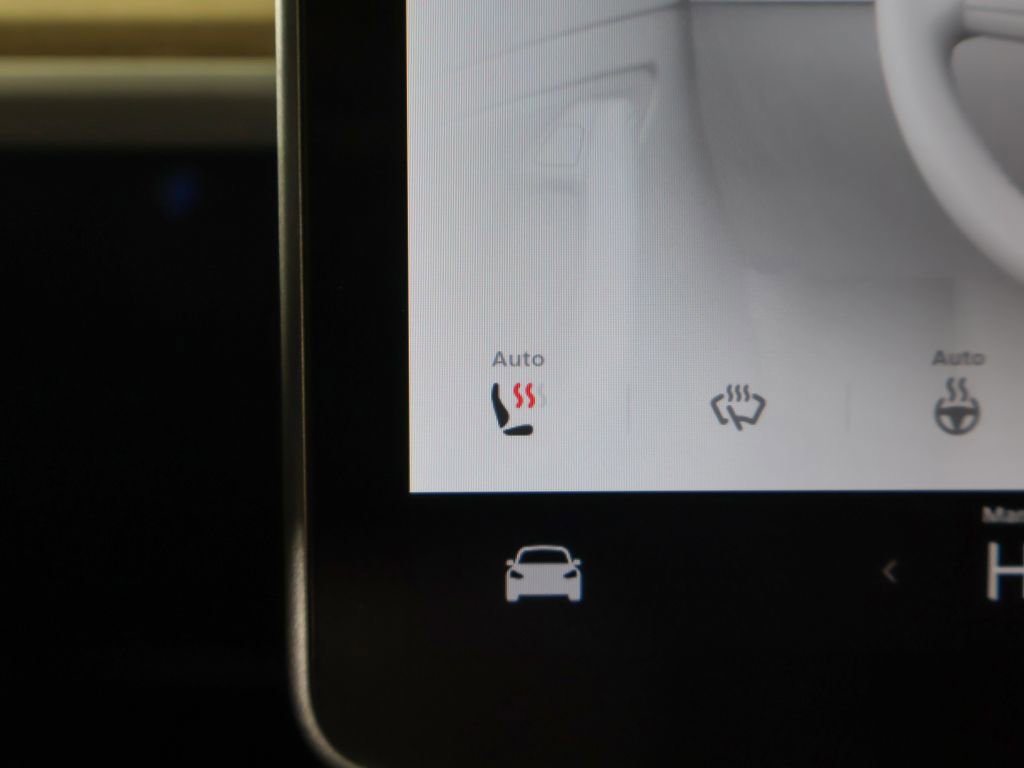 Used 2023 Tesla Model Y Long Range image 49