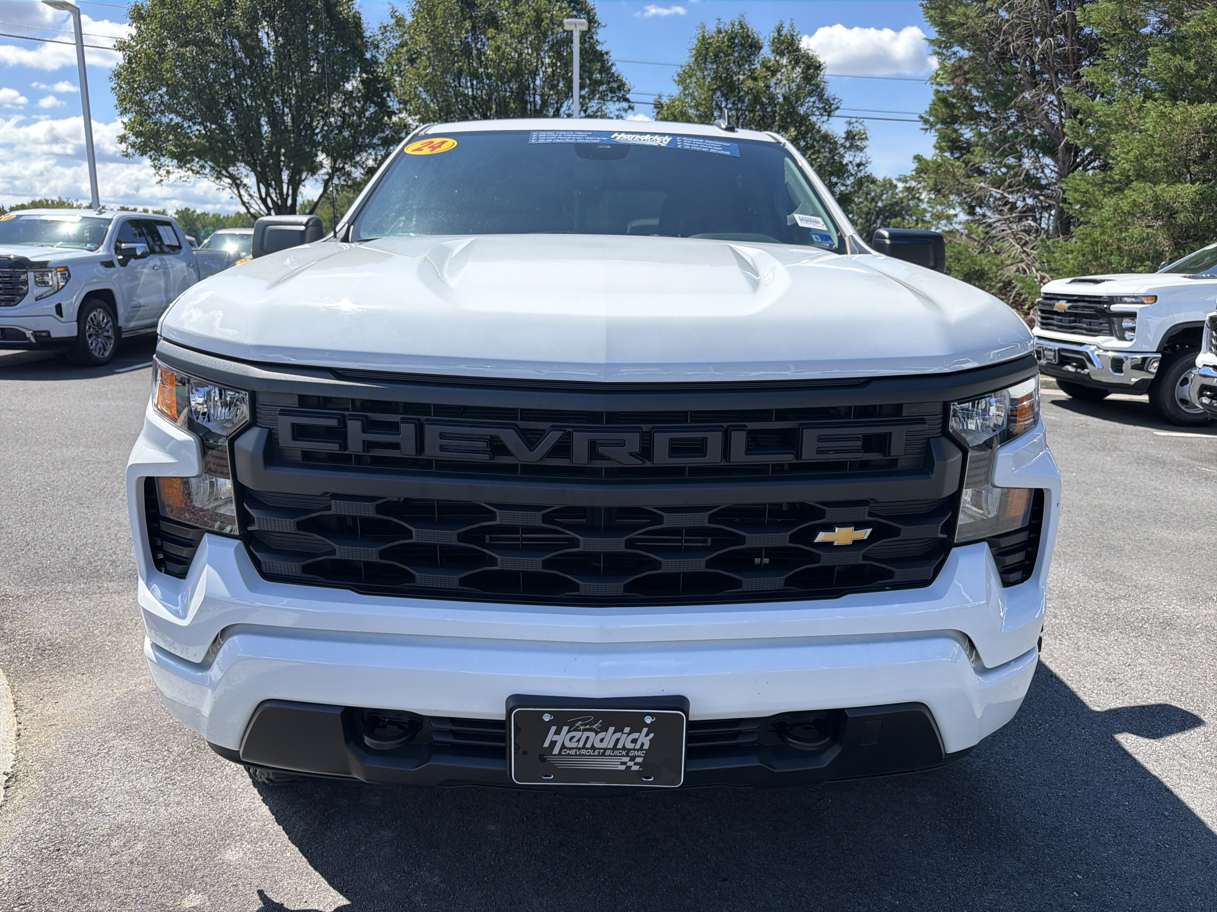 Used 2024 Chevrolet Silverado 1500 Custom AWD/4WD image 3