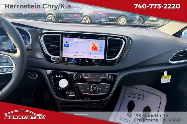 New 2026 Chrysler Voyager LX FWD image 9