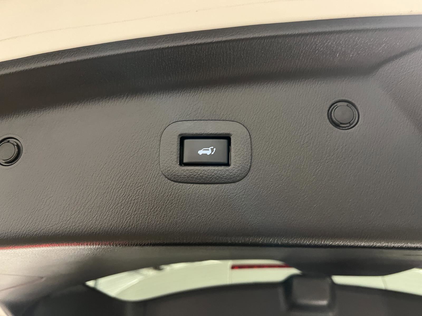 Used 2024 INFINITI QX80 Sensory image 39